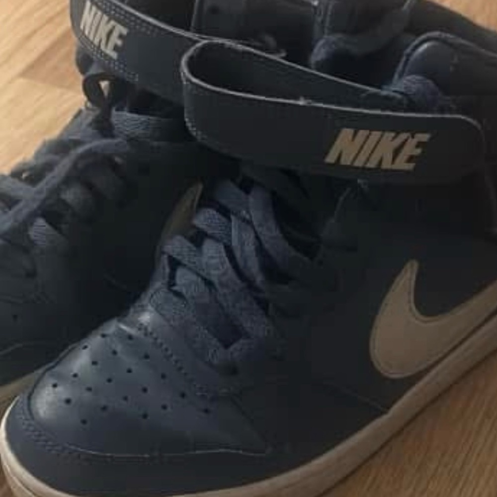 Nike Hightops - Picture 2 of 2